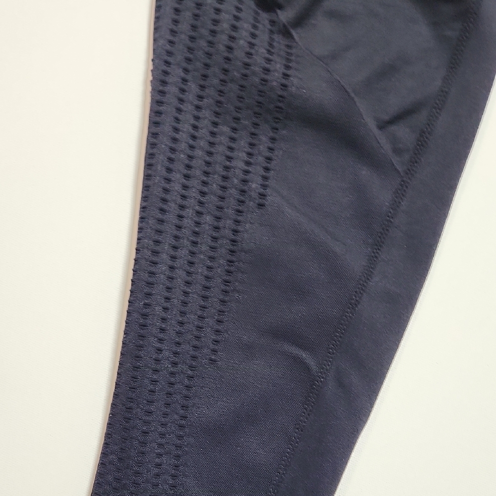 Fabletics Navy Seamless Mesh Detail Leggings | Women’s XS (12” Waist, 22” Inseam - Picture 4 of 7
